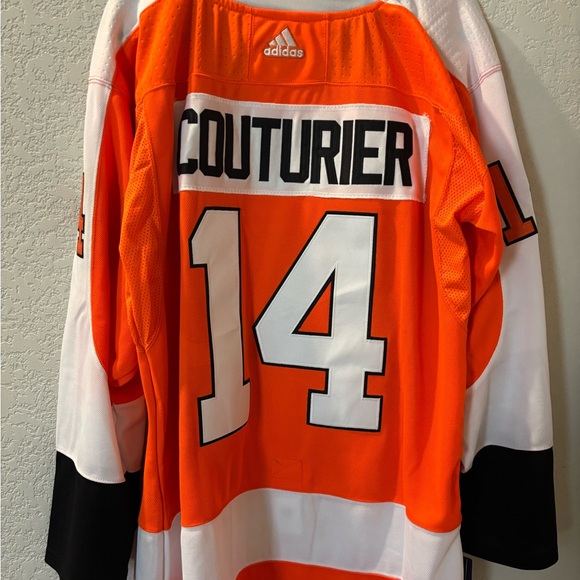 Philadelphia Flyers Sean Couturier Jersey - Picture 6 of 6